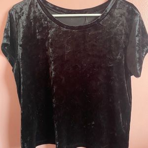 L black velvet crop top